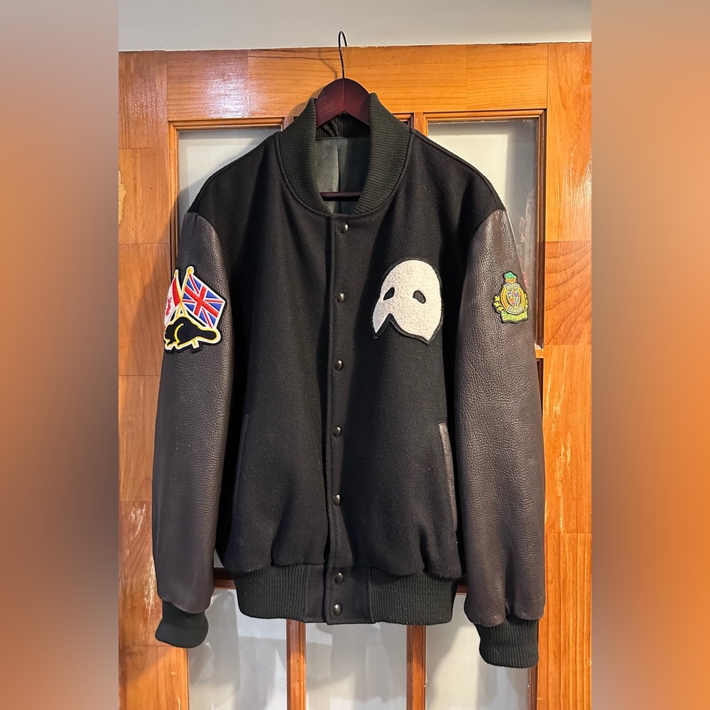 The Phantom of the Opera (Roots - Crew Tour Jacket)